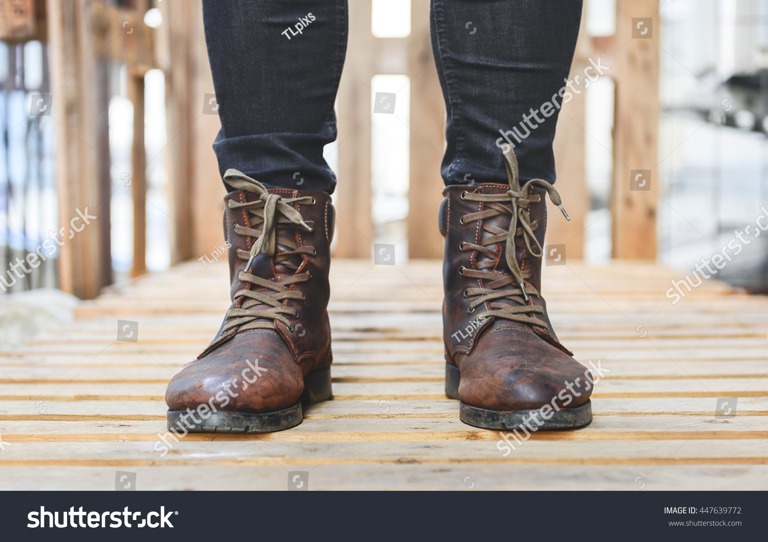 brown cowboy boots black jeans