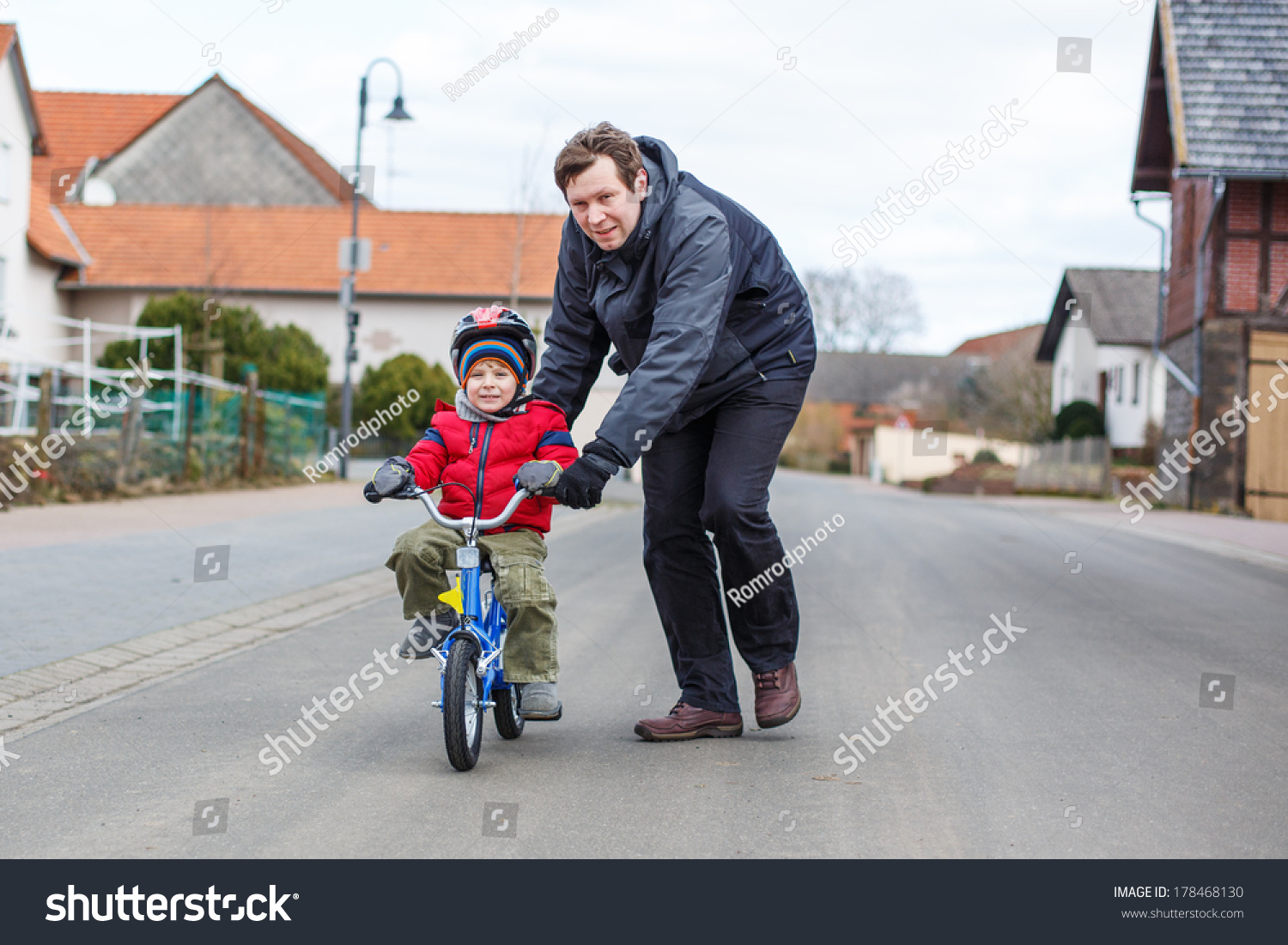 how to teach 3 year old to ride a bike