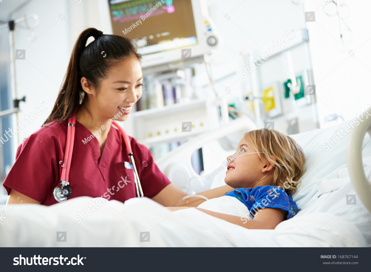 60,863 Children hospital nurse Images, Stock Photos & Vectors ...