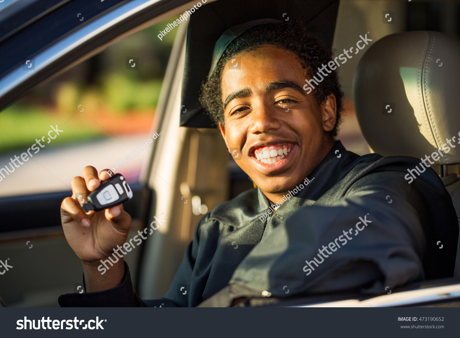 Young Graduate Getting New Car Graduation Stock Photo 473190652 ...