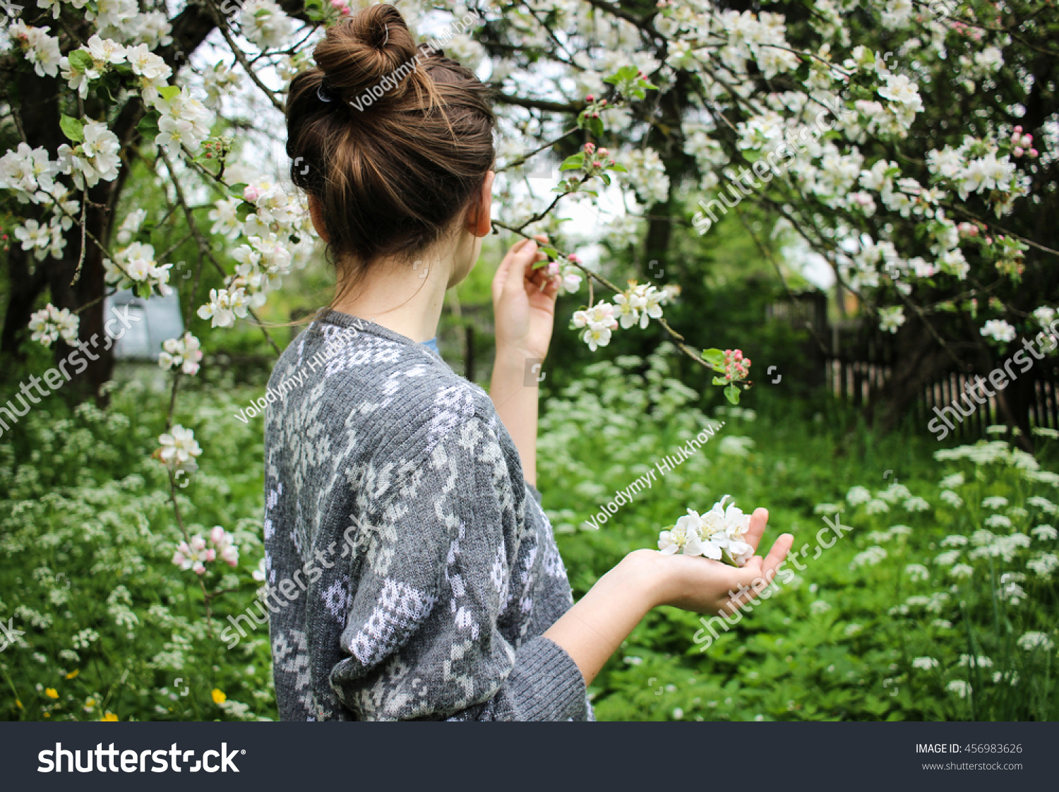 Hipster+Editing Young Hipster Girl Posing Near Apple Blossom White Flowers Closeup ...