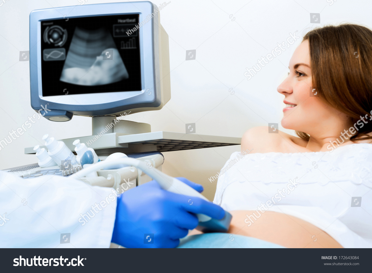 Young Pregnant Woman On Ultrasound Health Stock Photo 172643084 ...
