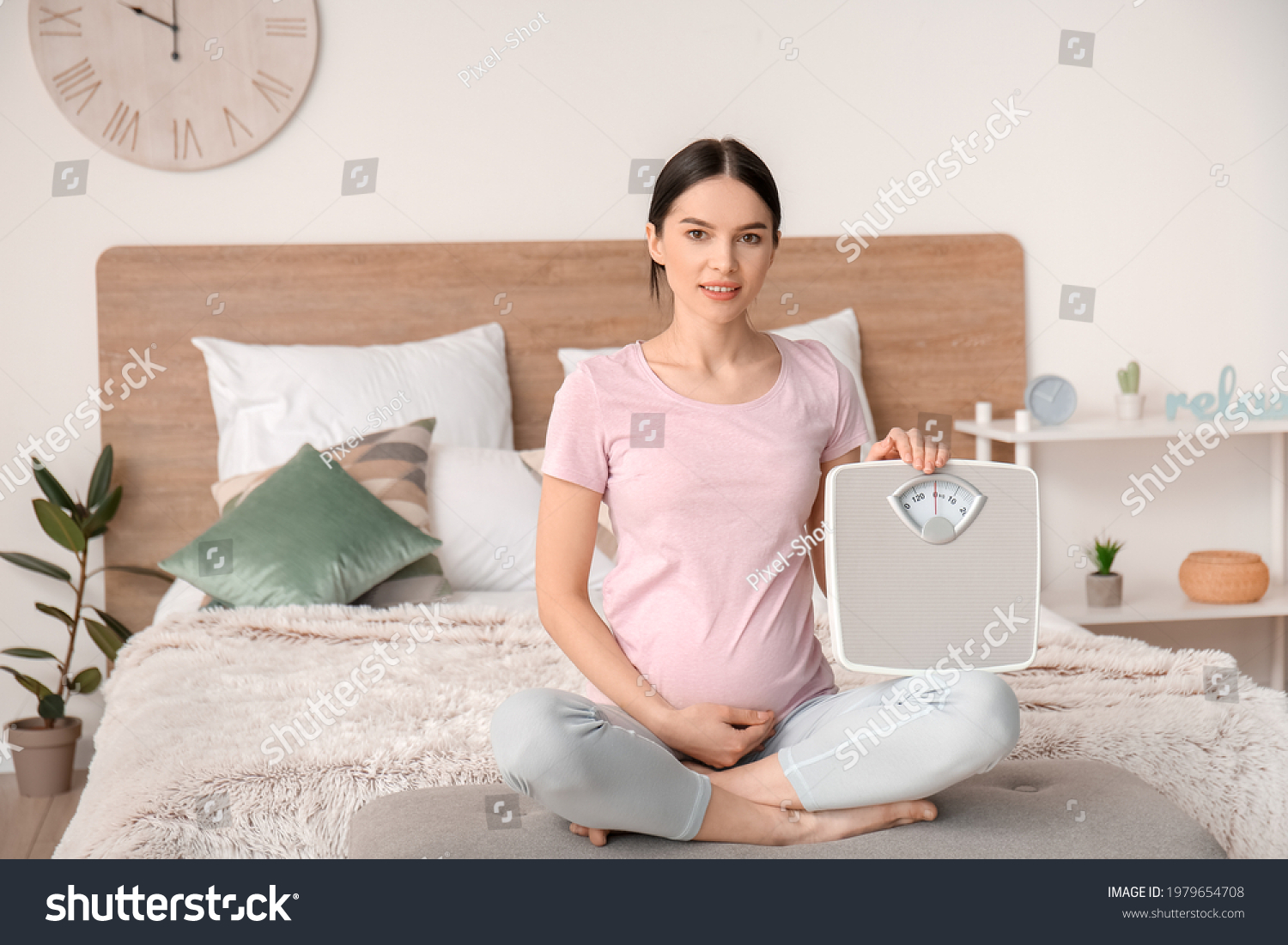 1062 Imágenes De Pregnant Woman Gaining Weight Imágenes Fotos Y Vectores De Stock Shutterstock 1930