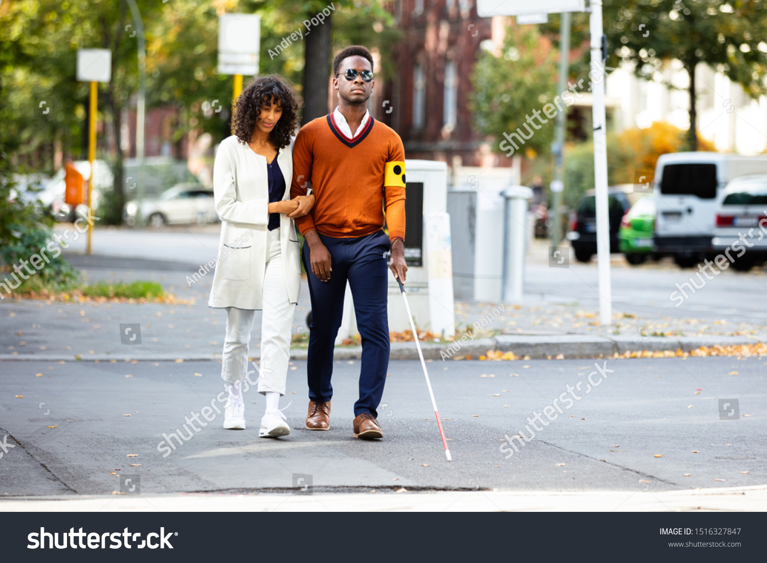 737 Blind people crossing road Stockfotos, Bilder und Fotografie