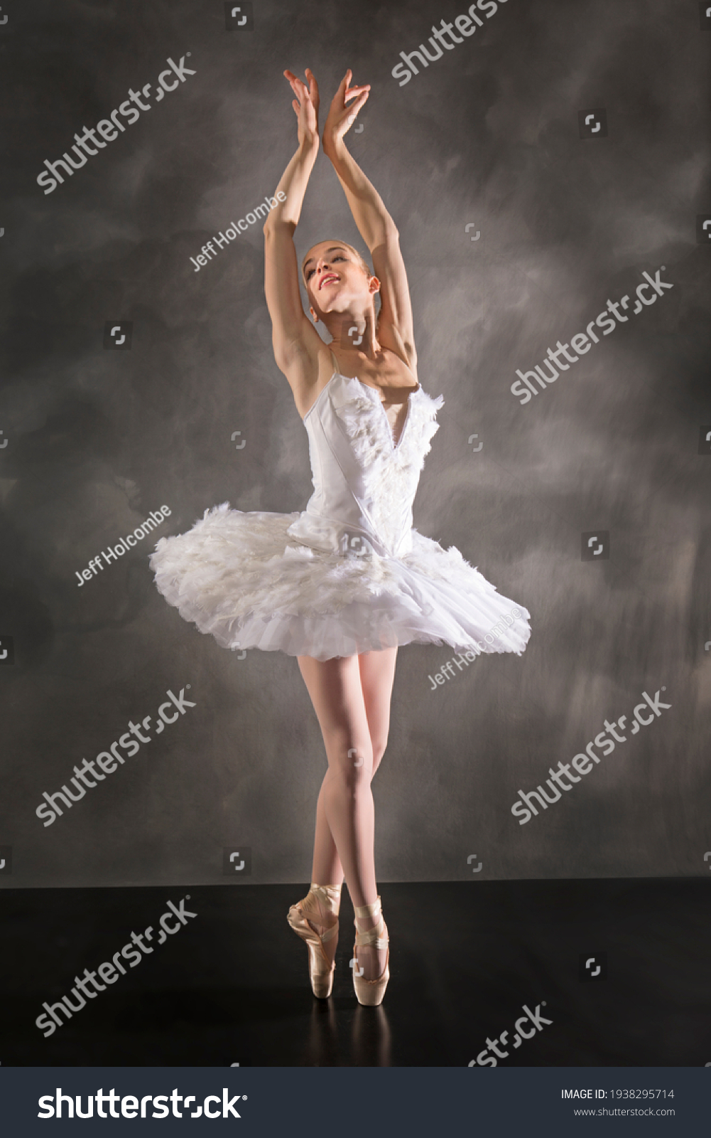 61,176 Ballerina tutu Images, Stock Photos & Vectors | Shutterstock