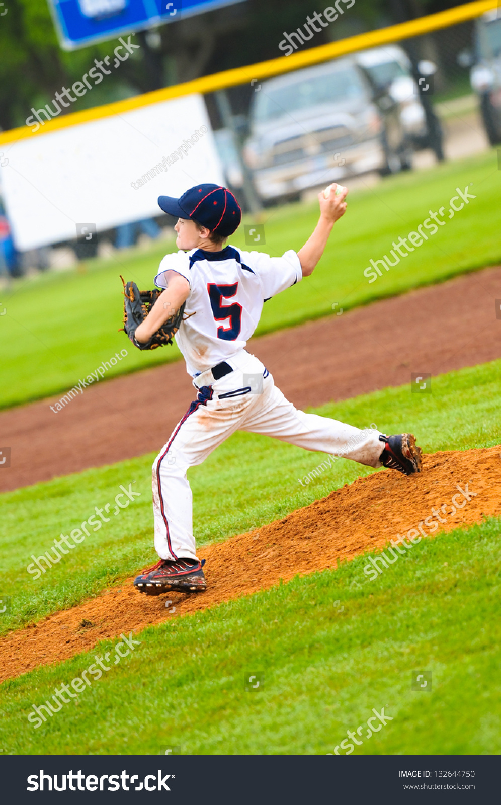 Youth Baseball Player Pitching On Mound Stock Photo 132644750 ...