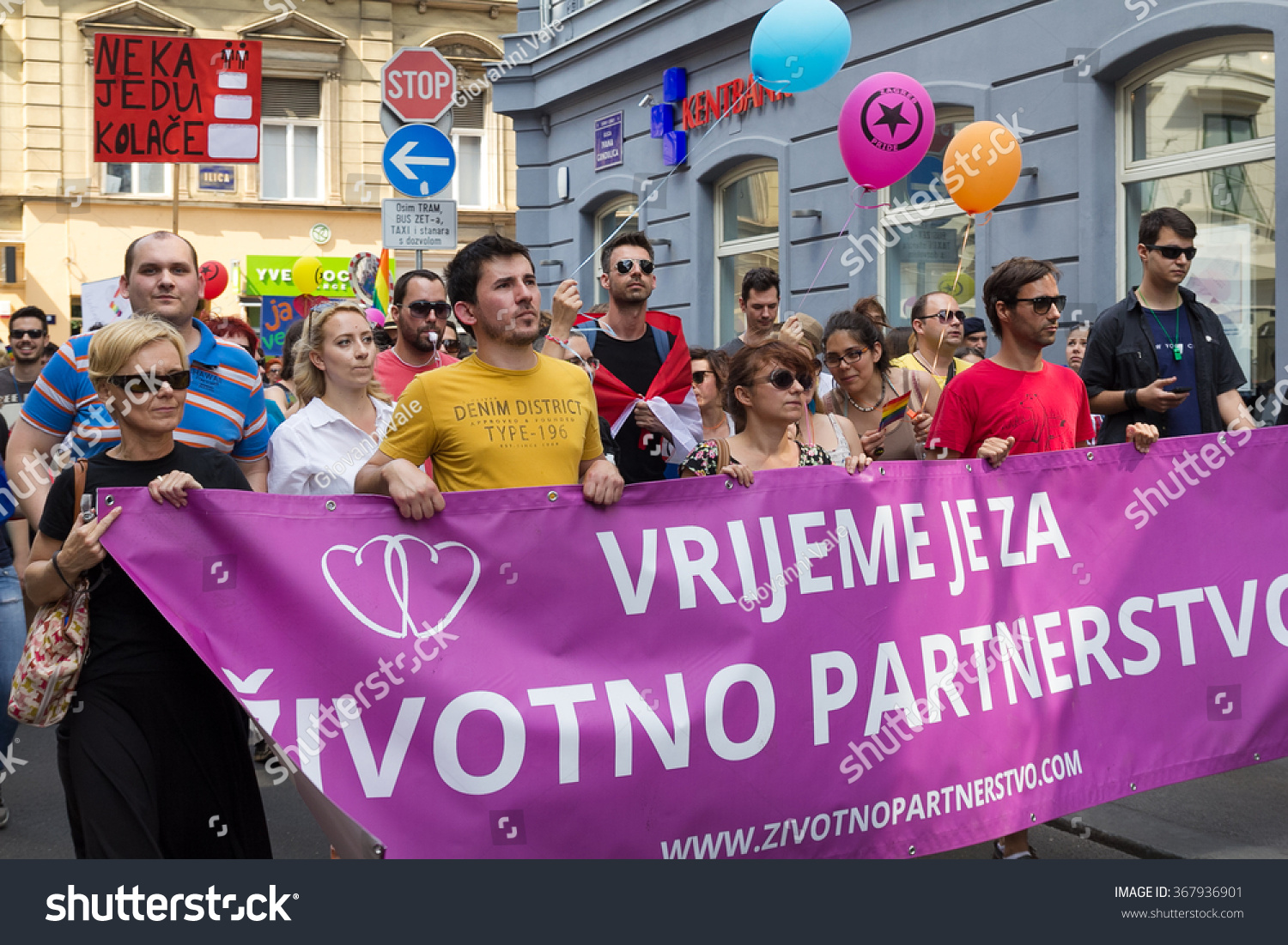 Zagreb gay Gay upoznavanja?