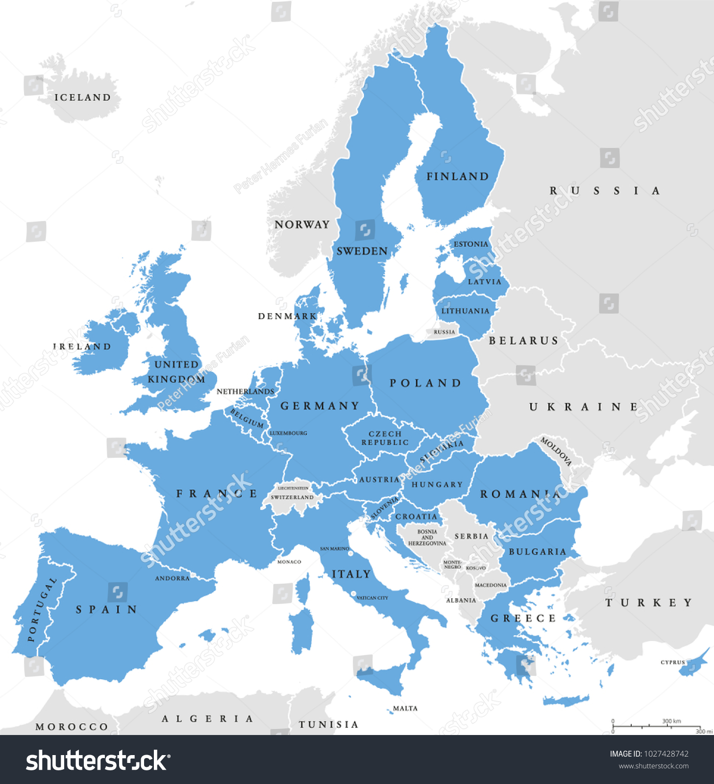 Eu諸国 英語の表示 国境と国名を持つ政治地図 Eu加盟国28人 淡い青で着色 ヨーロッパの政治 経済連合 白い背景にイラトス ベクター画像 のベクター画像素材 ロイヤリティフリー